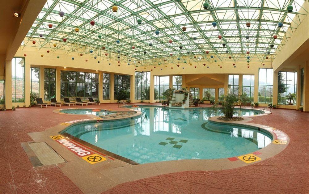 Gem Park Ooty Ξενοδοχείο Εξωτερικό φωτογραφία
