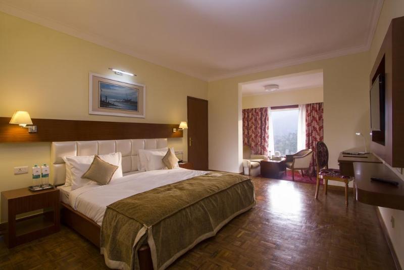 Gem Park Ooty Ξενοδοχείο Εξωτερικό φωτογραφία